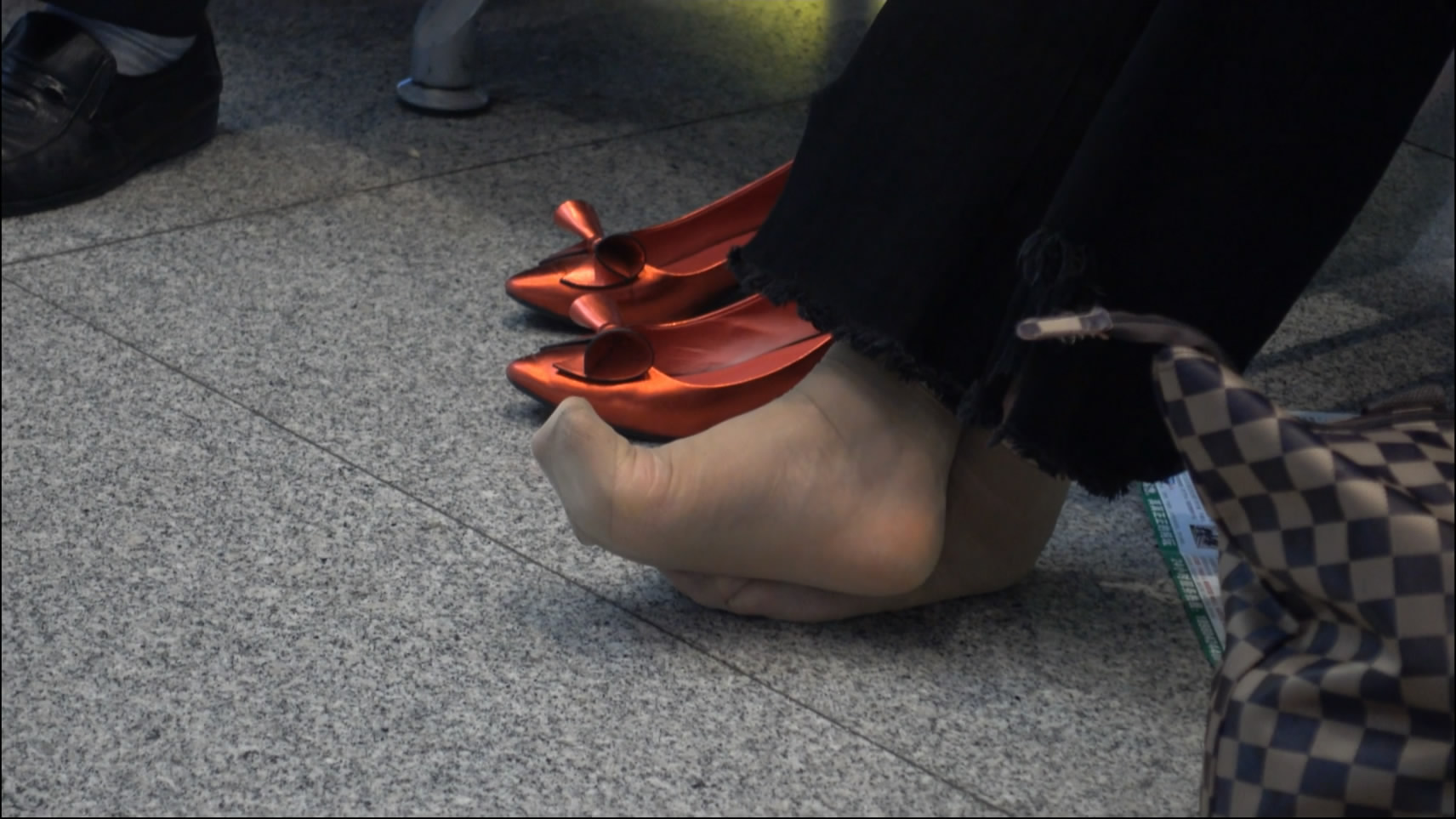 streetsnapnylon[00 03 30][20181205 225023 7]